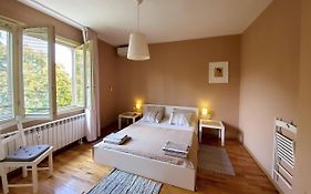 Sunny Central Apartment