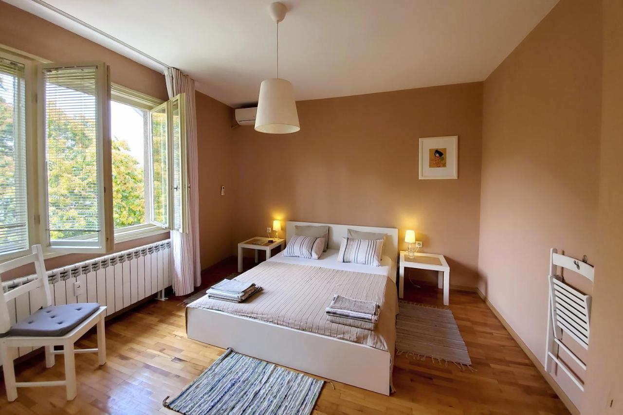 Sunny Central Apartment 소피아 외부 사진