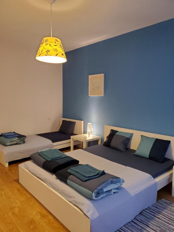 Sunny Central Apartment 소피아 외부 사진